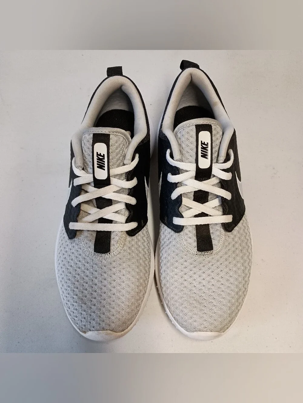 Nike Spikeless Roshe Golf Shoes 6 Youth Pure Platinum LGWT Mesh Upper Sneaker